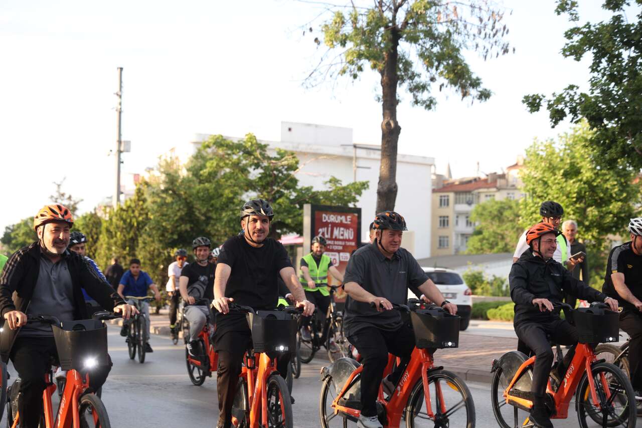 Avrupa Bisiklet Başkenti Konya’da binlerce kişi pedal çevirdi 2